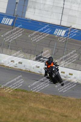 media/Nov-26-2022-Fastrack Riders (Sat) [[b001e85eef]]/Level 1/Session 3 Outside Turn 9/